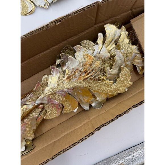 Frontgate Holiday Collection Gold & Silver Leaf Picks Set Of 6 Glitter Acanthus - Picture 5 of 7